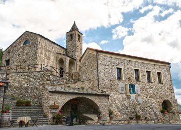 Alto, medieval village in the heart of the Pennavaire valley - Surroundings of the Pian dell'Arma Refuge